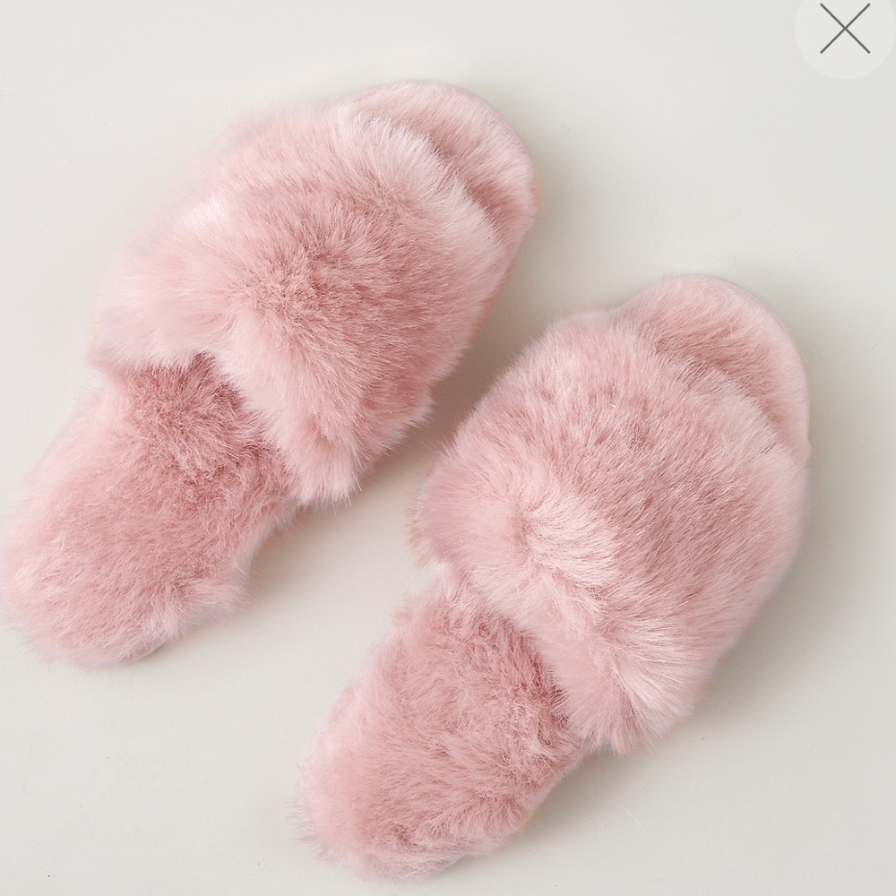 RHTeen KASHMIR FAUX FUR SLIDES- Dusty Pink Sm